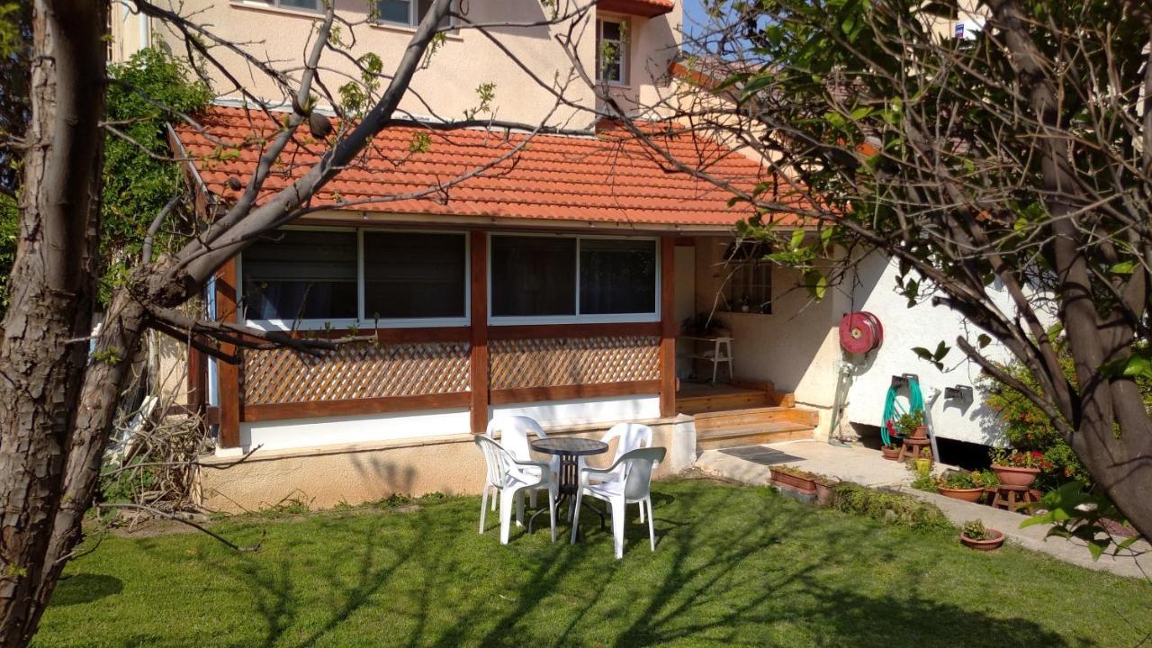 Jordan Valley One Room Apartment Menaẖemya Eksteriør billede